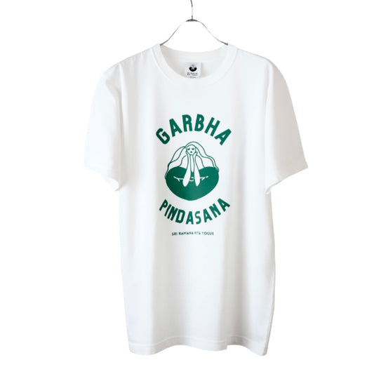 SRI.RAMANA.RITA.YOGUE/GARBHA PINDASNA Tシャツ(白× グリーン)