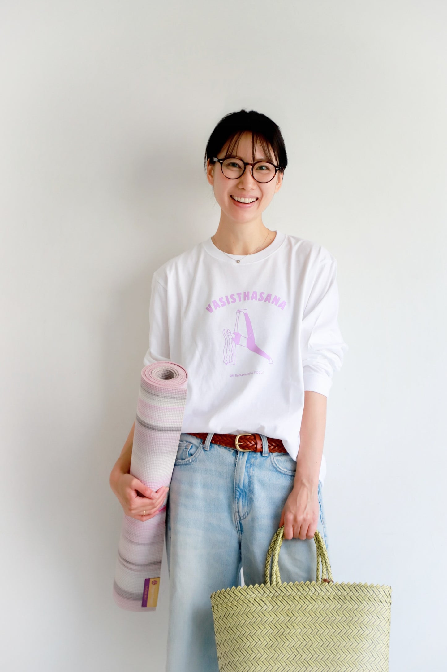 SRI.RAMANA.RITA.YOGUE VASISTHASANA ロングTシャツ(オフホワイト×ライトパープル)