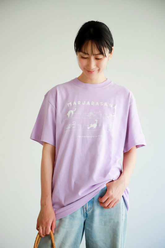 SRI.RAMANA.RITA.YOGUE MARJARASANA 猫のポーズ Tシャツ(ライトパープル×白)