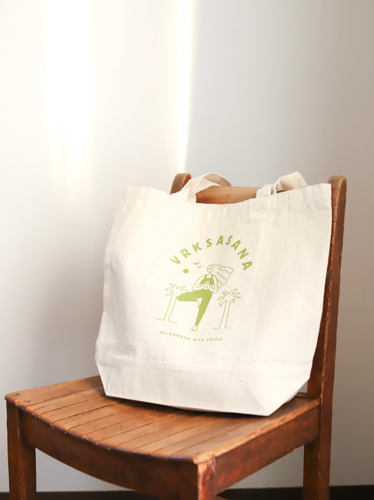 立木のポーズ トートバッグ