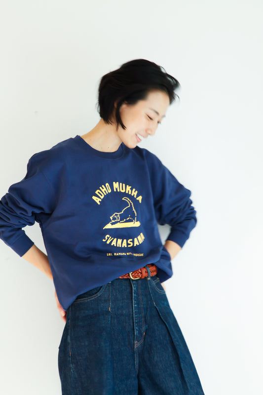 SRI.RAMANA.RITA.YOGUE/ADHO MUKHA SVANASANA ライトスウェット(ネイビー×オレンジ)