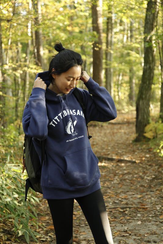SRI.RAMANA.RITA.YOGUE/TITTIBHASANA 蛍のポーズ パーカー(ネイビー×ホワイト)