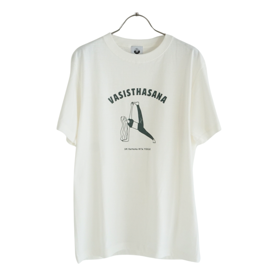 SRI.RAMANA.RITA.YOGUE VASISTHASANA Tシャツ(オフホワイト×ディープモスグリーン)